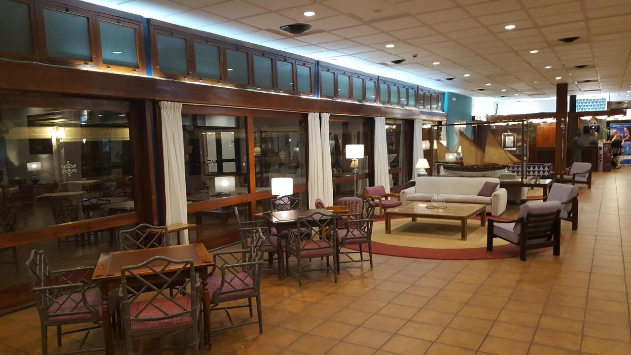 帕拉多尔楚塔酒店 休达 外观 照片